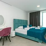 15 Luxury Daire Brela