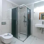 15 Luxury *
