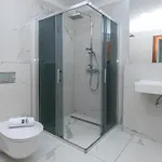 15 Luxury Brela