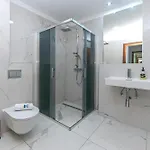 15 Luxury *
